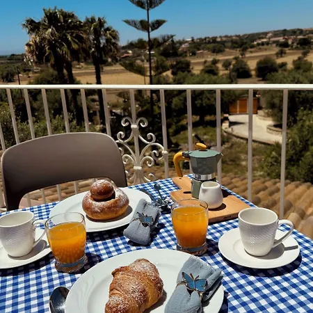 Farfalla Blu Bed & Breakfast 4*