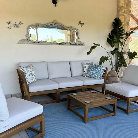 Farfalla Blu Bed & Breakfast 4*